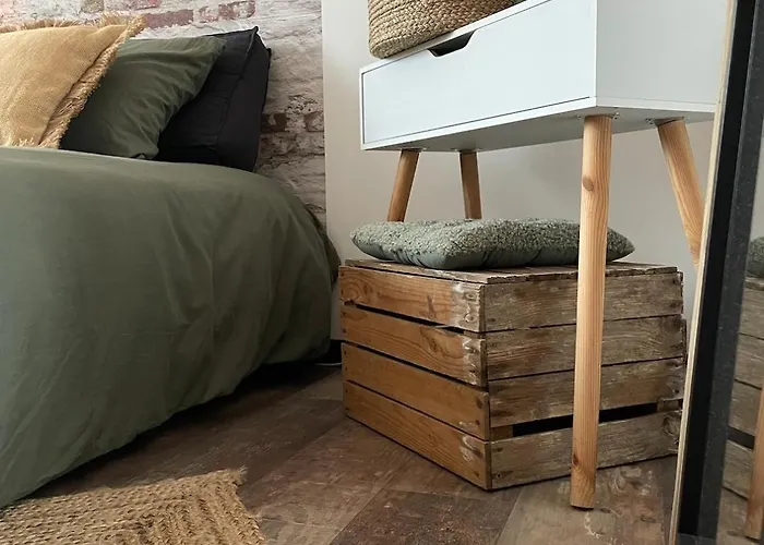 ホームステイ A 20minutes Du Circuit Des 24h Du Mans Soulitre